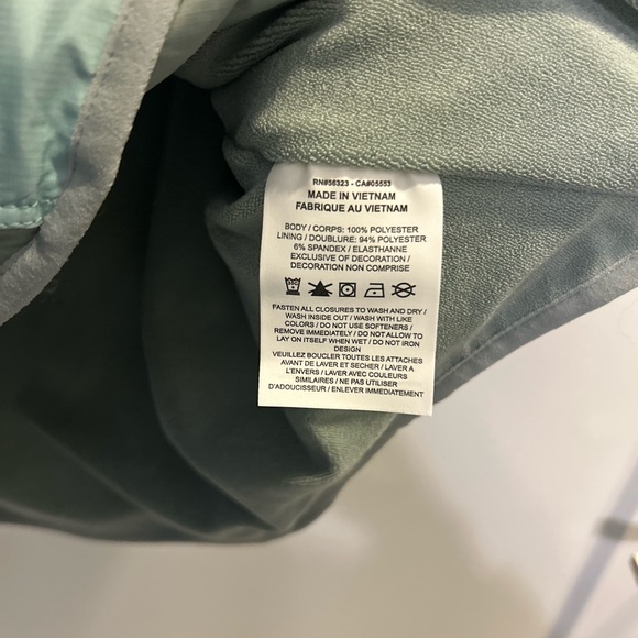 NWT Nike Women’s Repel Trail Running Vest in Mica Mint Green - Picture 8 of 14